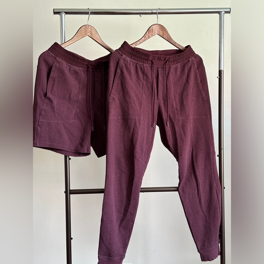Lululemon At Ease Jogger Medium Burgundy